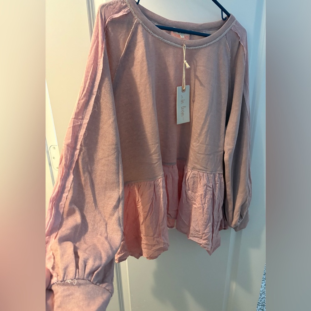~ in loom ~ Size Medium (26”ptp) - Pink Long-Sleeve Peplum Top - Picture 2 of 6